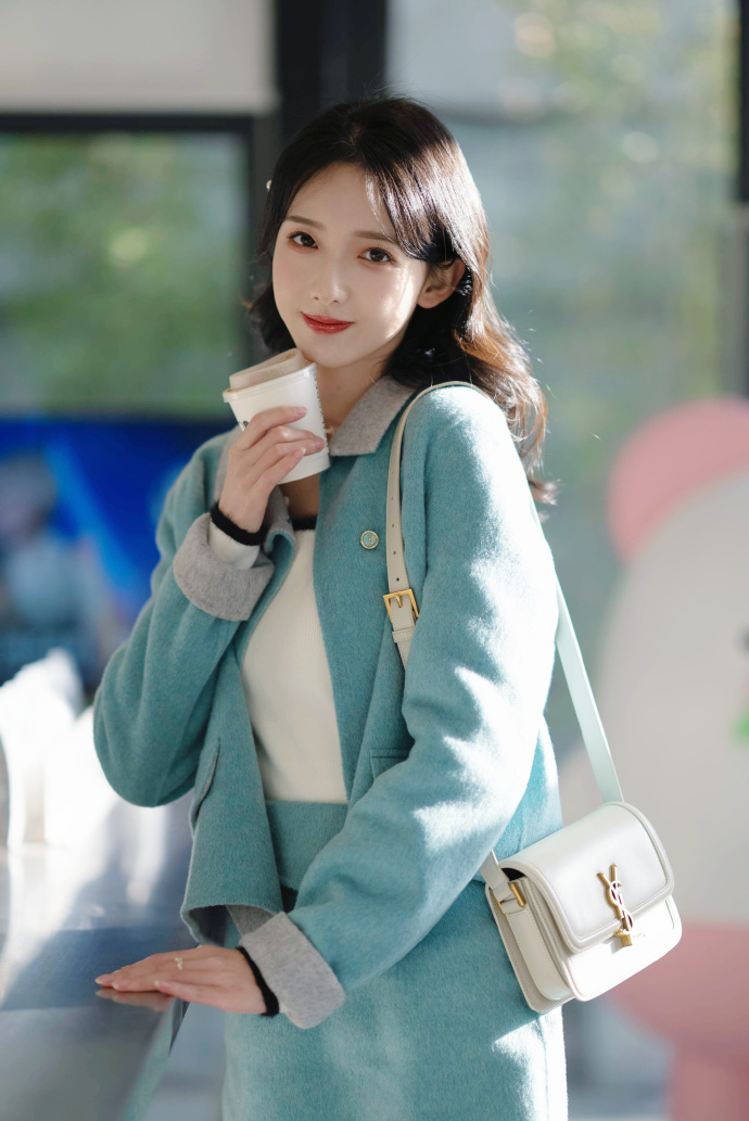 穿普拉达的女王