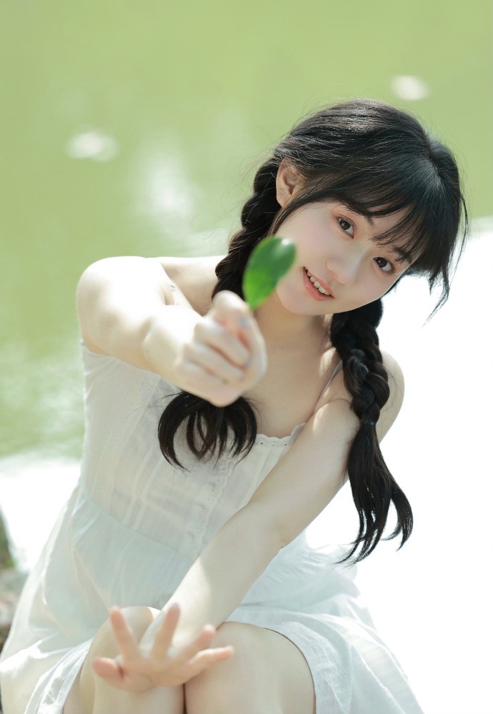 九品芝麻官